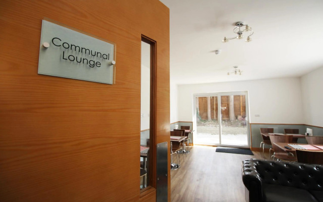 Flexistay Aparthotel Sutton