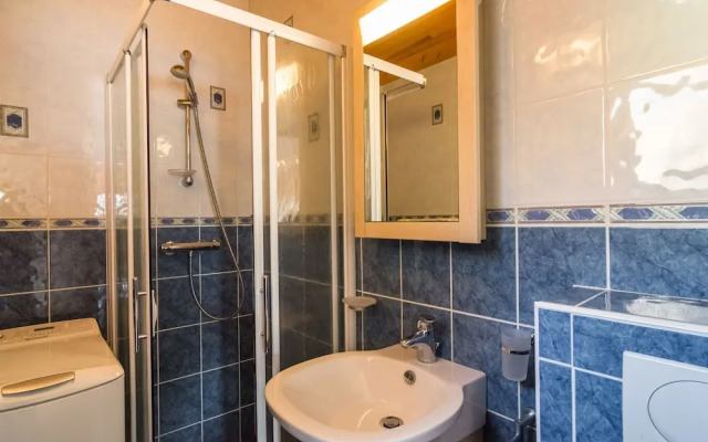 Apartment in Le Barcarès With Swimming Pool, Balcony, Garden