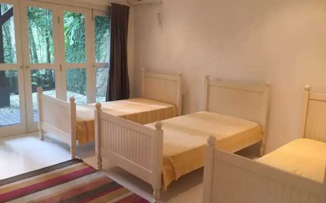 Casa Jardins de Iporanga