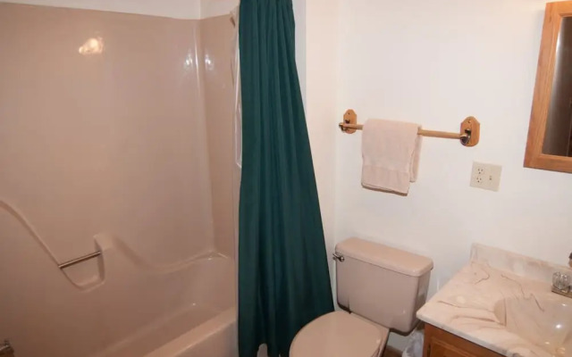 Northwoods A4 - Huckleberry Hideaway