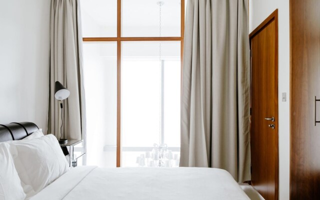Fantastay Central Park Towers DIFC