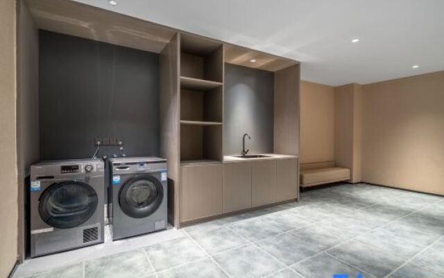 Qianchao Michen Hotel (Hangzhou Binjiang Xingguang Avenue Branch)