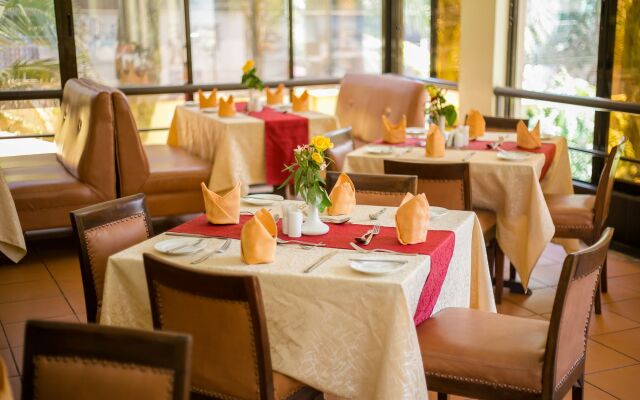 Waridi Paradise Hotel & Suites