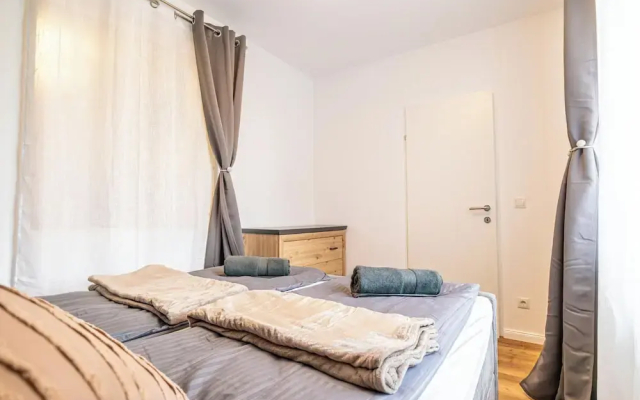 Comfy 2BR 1LR Apartment Donaustadt