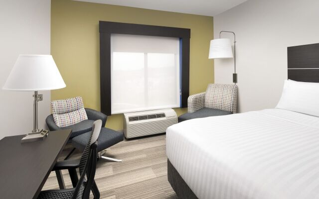 Holiday Inn Express Knoxville-Strawberry Plains, an IHG Hotel