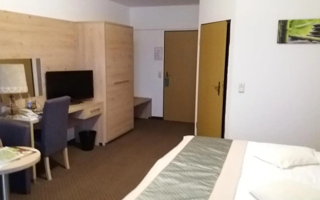 Land Gut Hotel Zum Alten Forsthaus