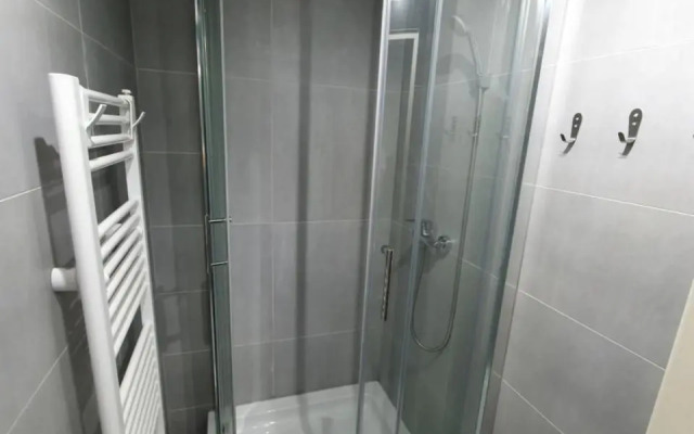 Small Apartments Denisa Business