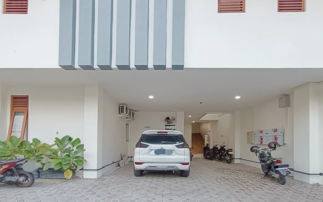 RedDoorz @ Tebee Homestay near Tugu Kartasura — 2-star hotel in Kartasura