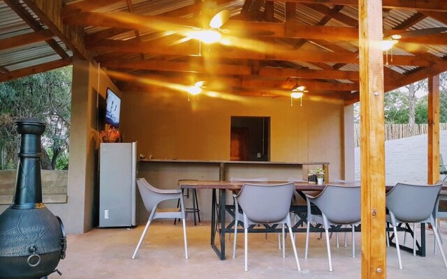 Rocky Hollow Guest Farm