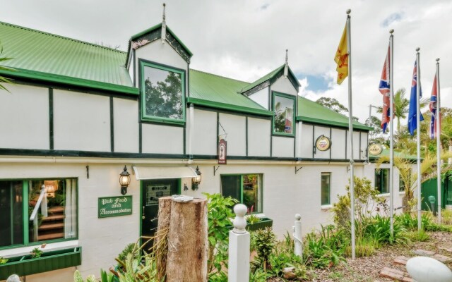 Mount Mee Country Inn Bed & Breakfast