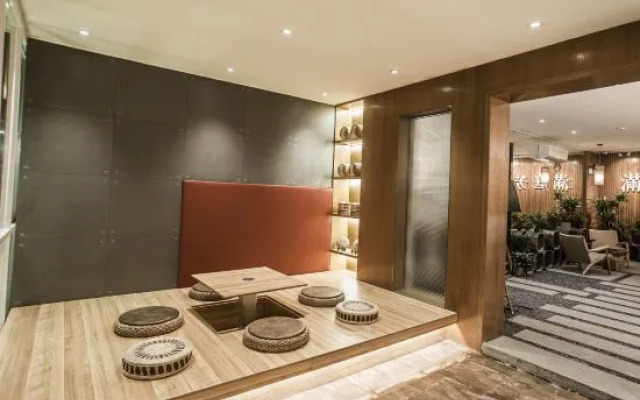 West Lake Yingxiu·Man Ting Fang Homestay