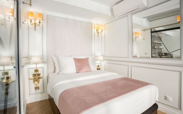 Luxury 4 Bedroom 3 Bathroom Louvre - AC