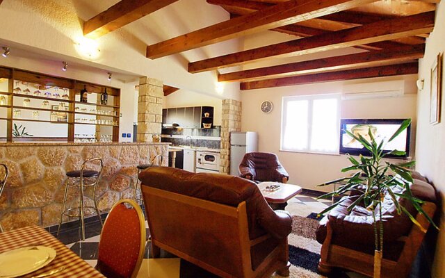House Villa Ana Obrovac