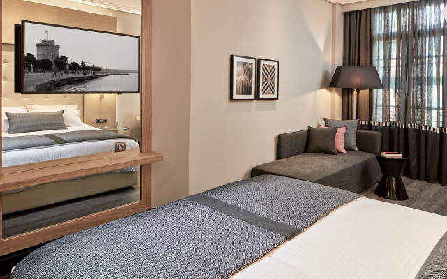 Antigon Urban Chic Hotel