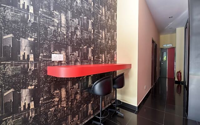 OYO 89301 YS Inn