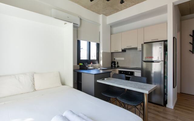 Yamas Urban Living Spiridonons
