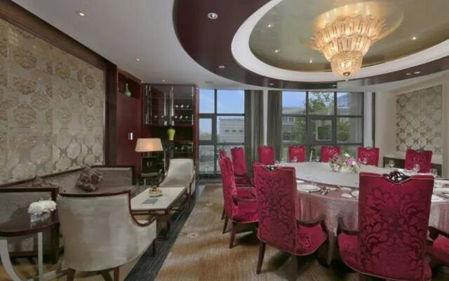 Maison New Century Hotel Cixi