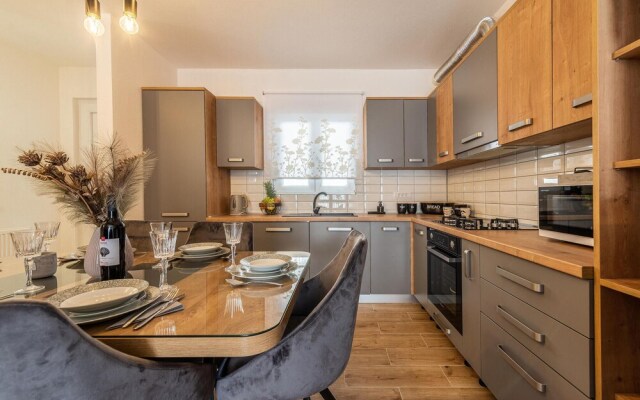 Stunning Apartment in Zadar With 2 Bedrooms and Wifi