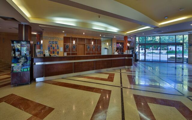 Calimera Ralitsa Superior Hotel & Aquapark