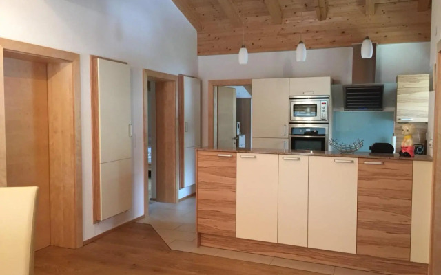 Haus Tschirgantblick