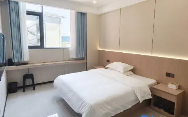 Hexie Hotel (Lushan Municipal Government Branch)