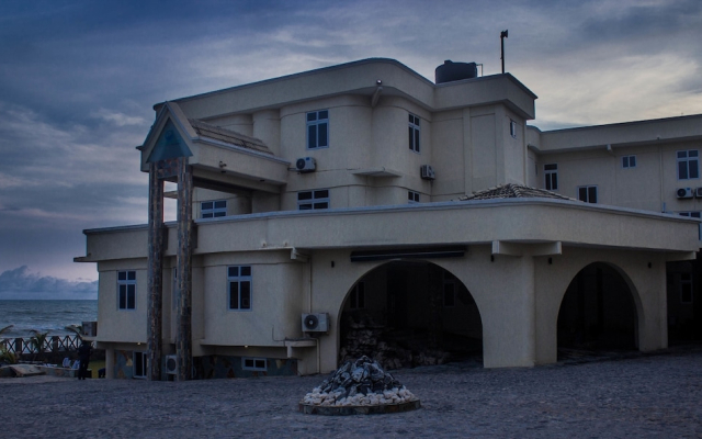 Oceanic Resort