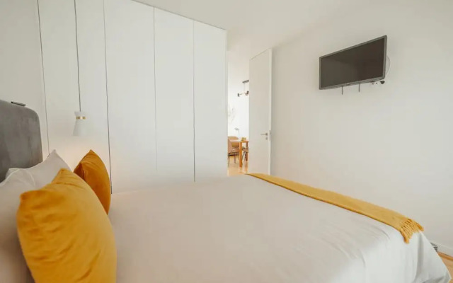 Porto Panoramic Views With Terrace by Vacationy