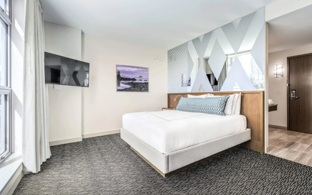 Civic Hotel Autograph Collection