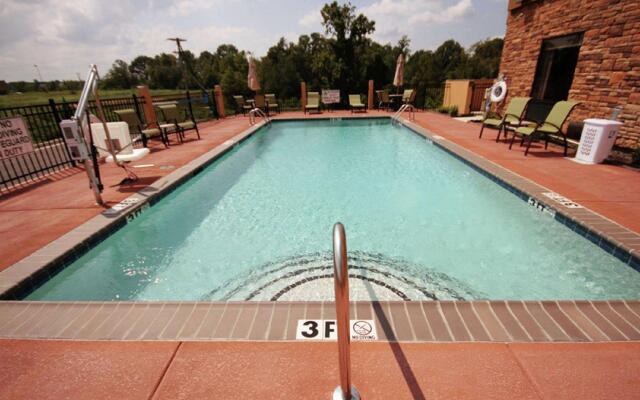 Hampton Inn Milan TN