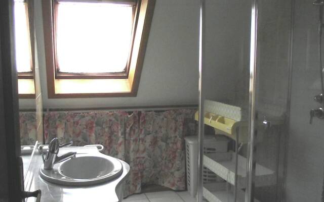 Comfortable Holiday Home with Fenced Garden in Natzwiller