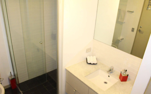 Dockland View Apartment