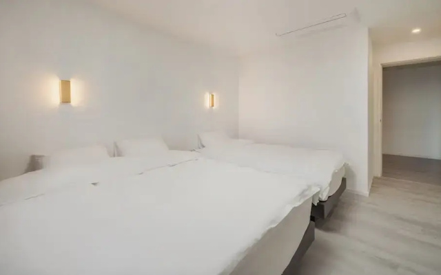 Pohang Luna Ocean View Pool Villa