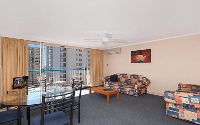 Quarterdeck Apartments