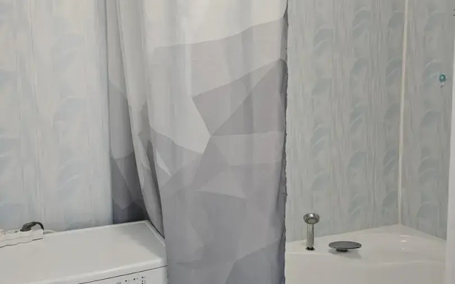 Domasnij ocag na prospekte Oktabra 48