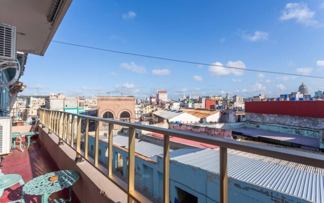 Apt Hola Malecon private & comfortable