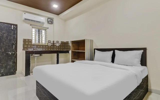 OYO 86527 Hotel Vijay Residency