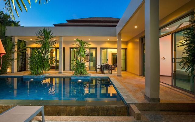 Villa Makole