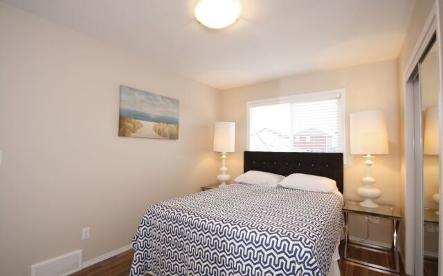 Hampton 3bd 2br near Airport