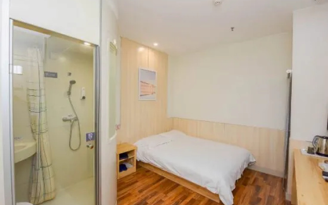 100 Inn Liangpin Hotel (Shijiazhuang Railway Station Hongqi Street) – Guest Rooms – Shijiazhuang