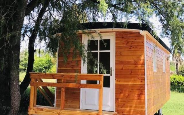 Roulotte de Charme (Adults Only)