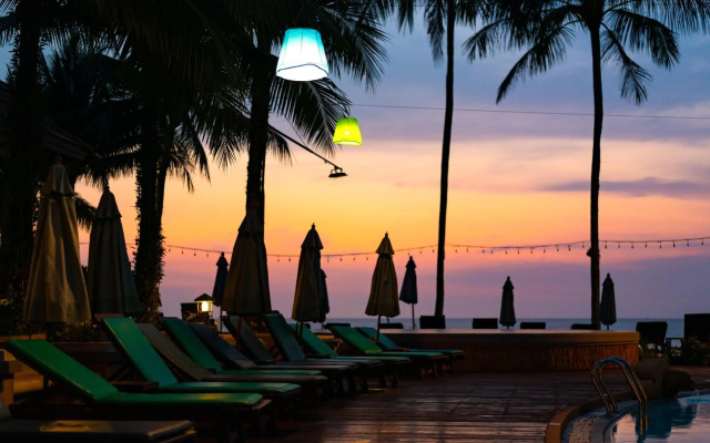 Khaolak Bay Front Resort