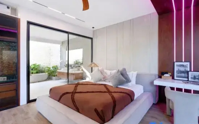 Luxury 5BR River Villa