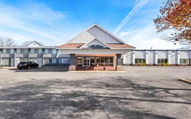 Suburban Studios Fort Dodge