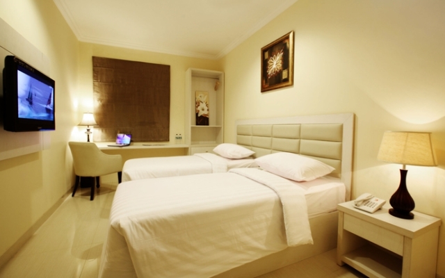 Glassio Hotel Roxy, Jakarta