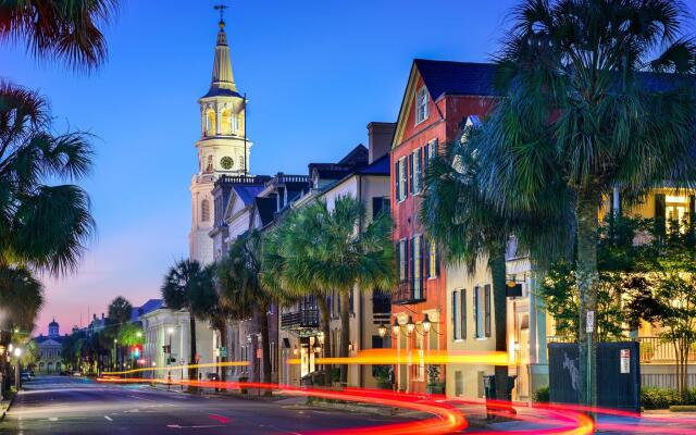 Embassy Suites by Hilton Charleston Historic District