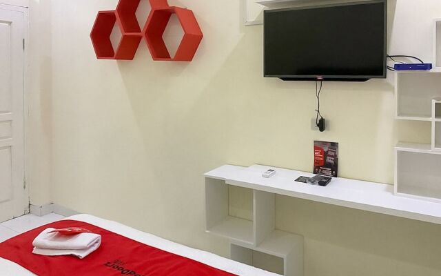 RedDoorz Syariah near PKOR Lampung