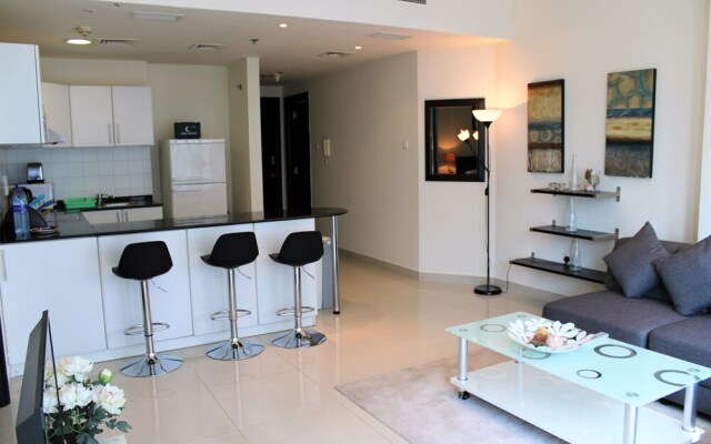 DRT- Modern 1 bedroom near Dubai metro