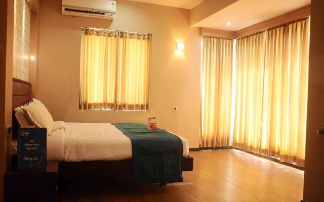 OYO 2337 Gold Coast Beach Resort