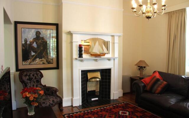 5 Camp Street Guesthouse & Self-catering