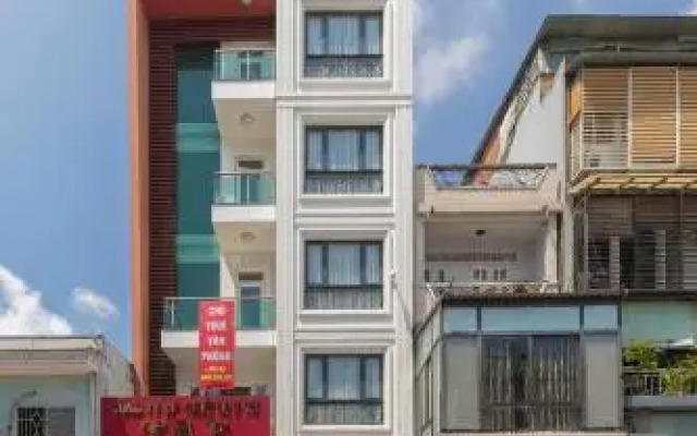 Woody House Boutique